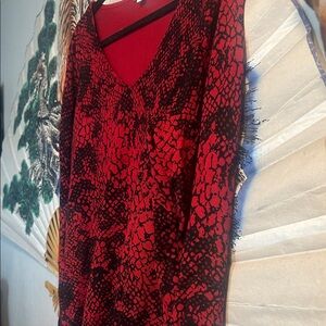 Chico's Red & Black Long-Sleeve Tunic